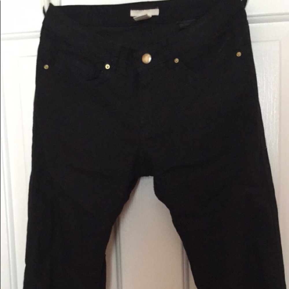 black skinny jeans